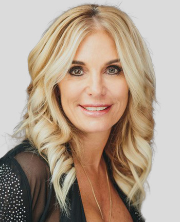 Wendy Krischke at CrossCountry Mortgage - Originating Branch Manager | NMLS #164651 in Merrillville, IN