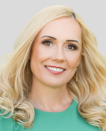 Sondra Yates at CrossCountry Mortgage - Originating Branch Manager | NMLS #249413 in Modesto, CA