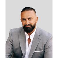 Raphael Bangiyev at CrossCountry Mortgage - Originating Branch Manager | NMLS #219590 in Scottsdale, AZ