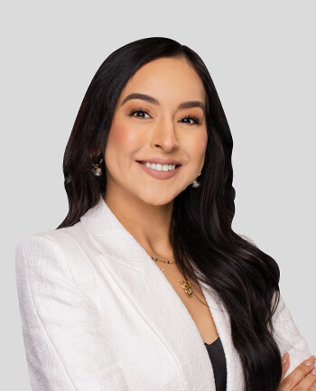 Brenda Hernandez at CrossCountry Mortgage - Sr. Loan Officer | NMLS #2443057 in Edinburg, TX