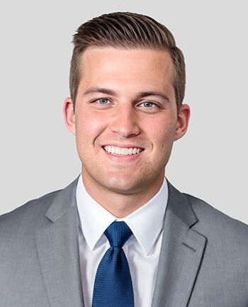 Zane Deaver at CrossCountry Mortgage - Loan Officer | NMLS #2528401 in Memphis, TN